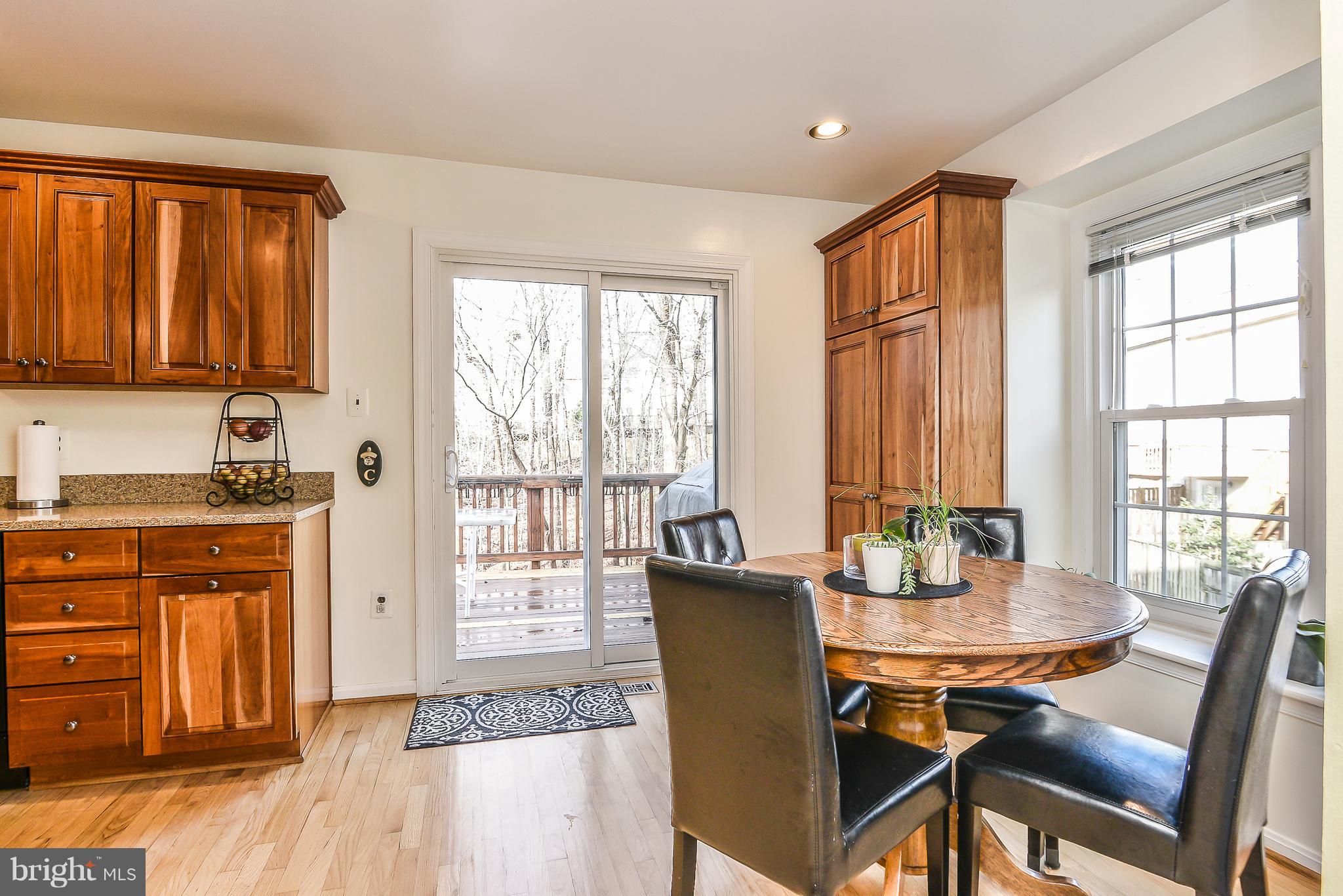 7410 Spring Tree Drive Springfield, VA 22153 - Photo 10 of 34 KITCHEN SITTING AREA
