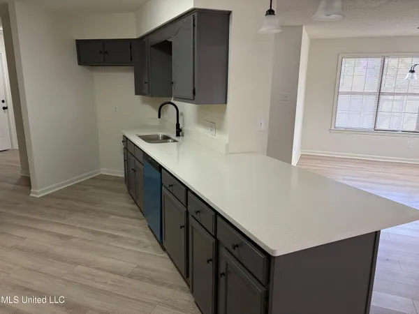 $319,900 | 120 North Parkway Street, Hernando, MS 38632