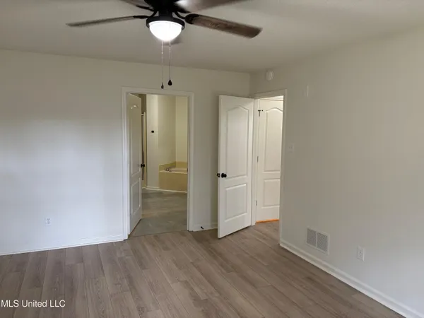$319,900 | 120 North Parkway Street, Hernando, MS 38632