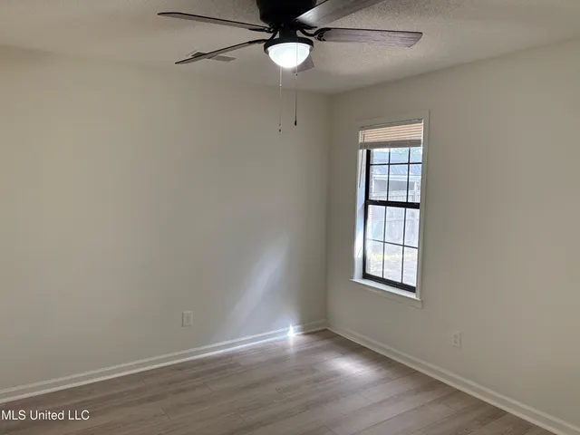 $324,900 | 120 North Parkway Street, Hernando, MS 38632