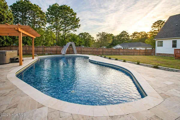 $3,000 | 305 Holly Lane, Newport, NC 28570