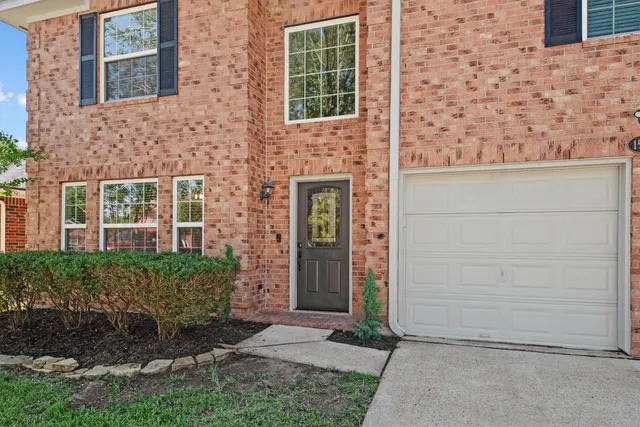 $335,000 | 1526 Telkwa Drive, Spring, TX 77386