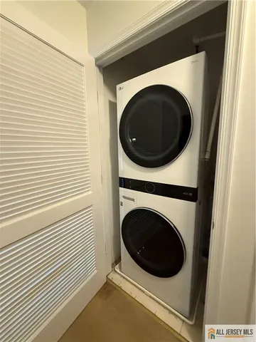 a view of a outdoor space in front of a house