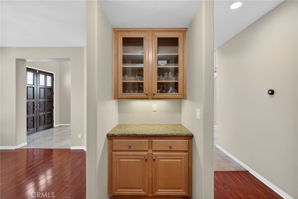 14427 Ashton Lane Riverside, CA 92508 - Photo 9 of 75 Gallery Image 9