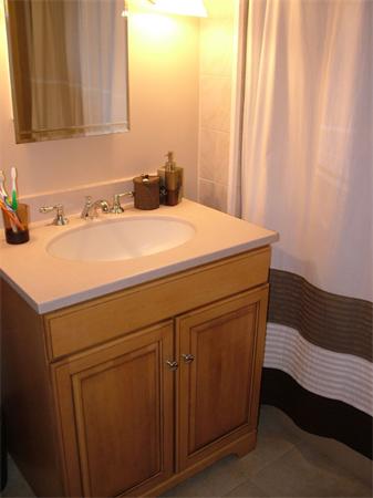 28 Pickwick Road Marblehead, MA 01945 - Photo 15 of 19 a utility room with dryer and washer