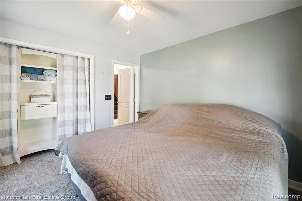 6274 Hatchery Road Waterford, MI 48329 - Photo 18 of 38 Gallery Image 18
