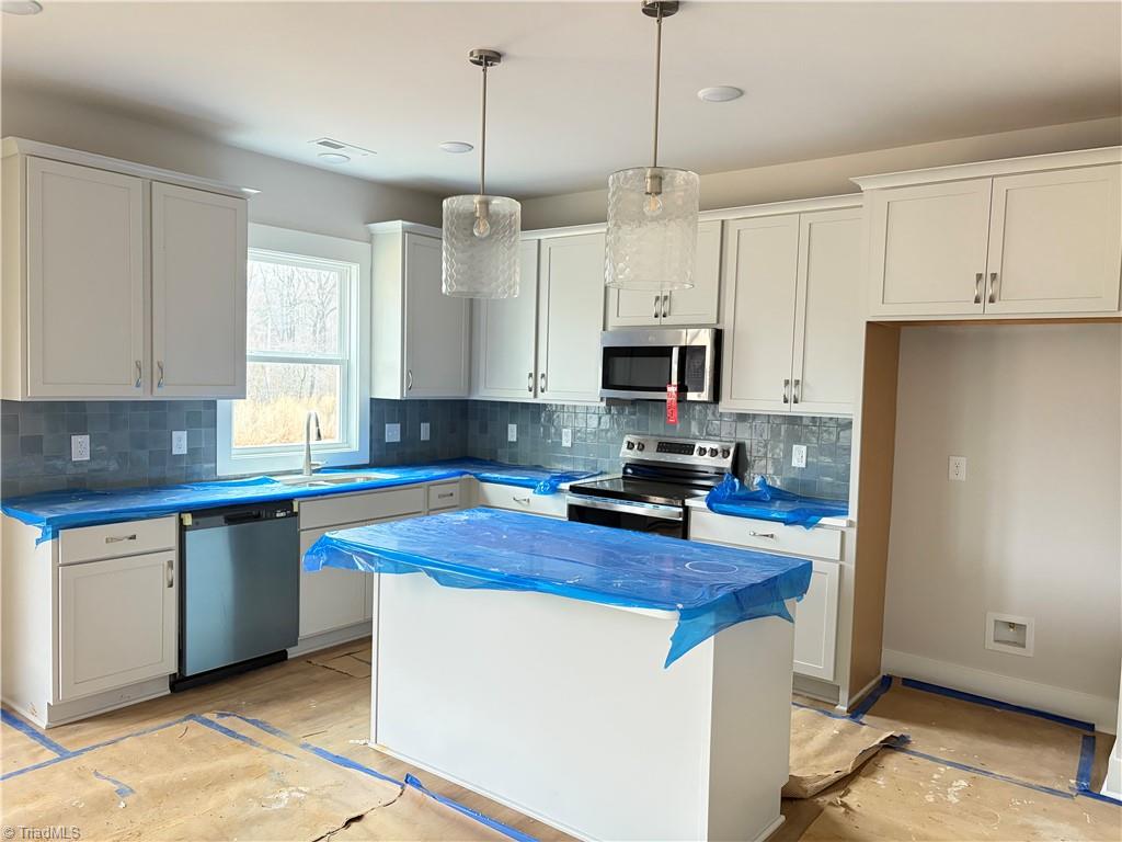 5456 Rock Valley Drive Trinity, NC 27370 - Photo 2 of 24 Amazing expansive Upgraded Kitchen
