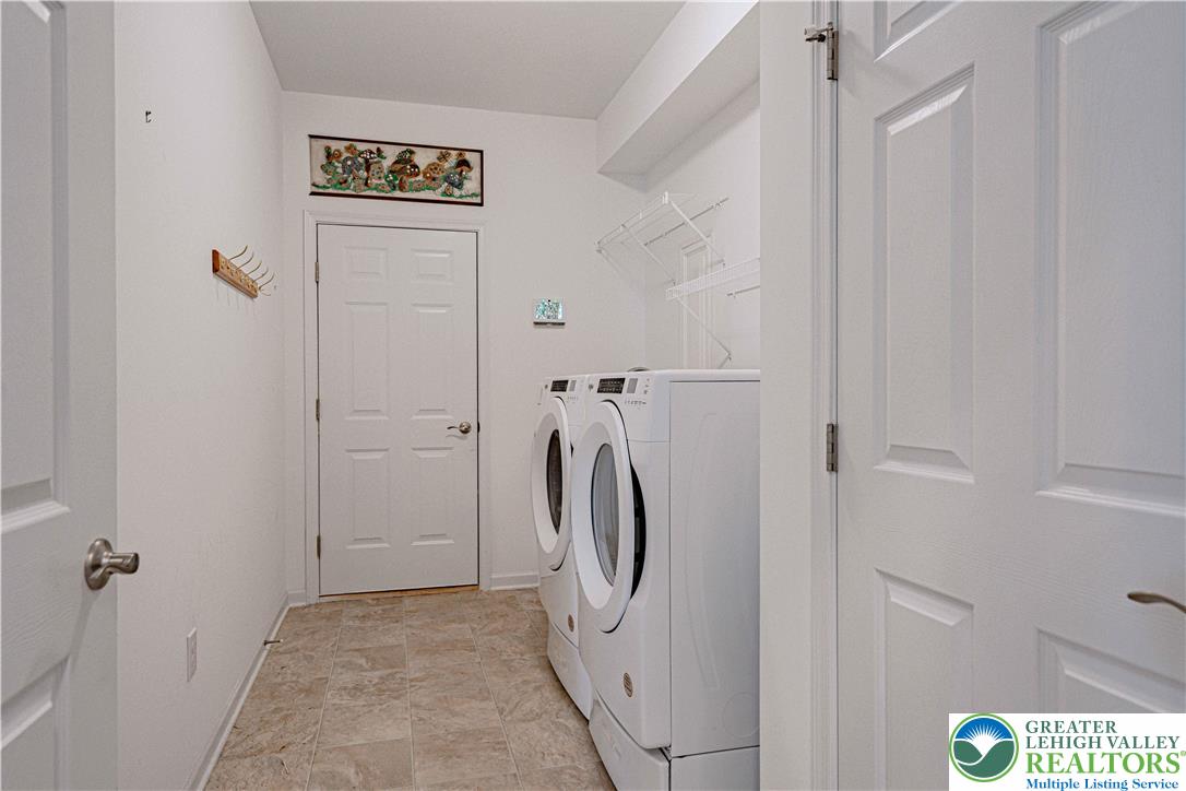 3855 Victors Way Easton, PA 18045 - Photo 32 of 47 a view of bathroom