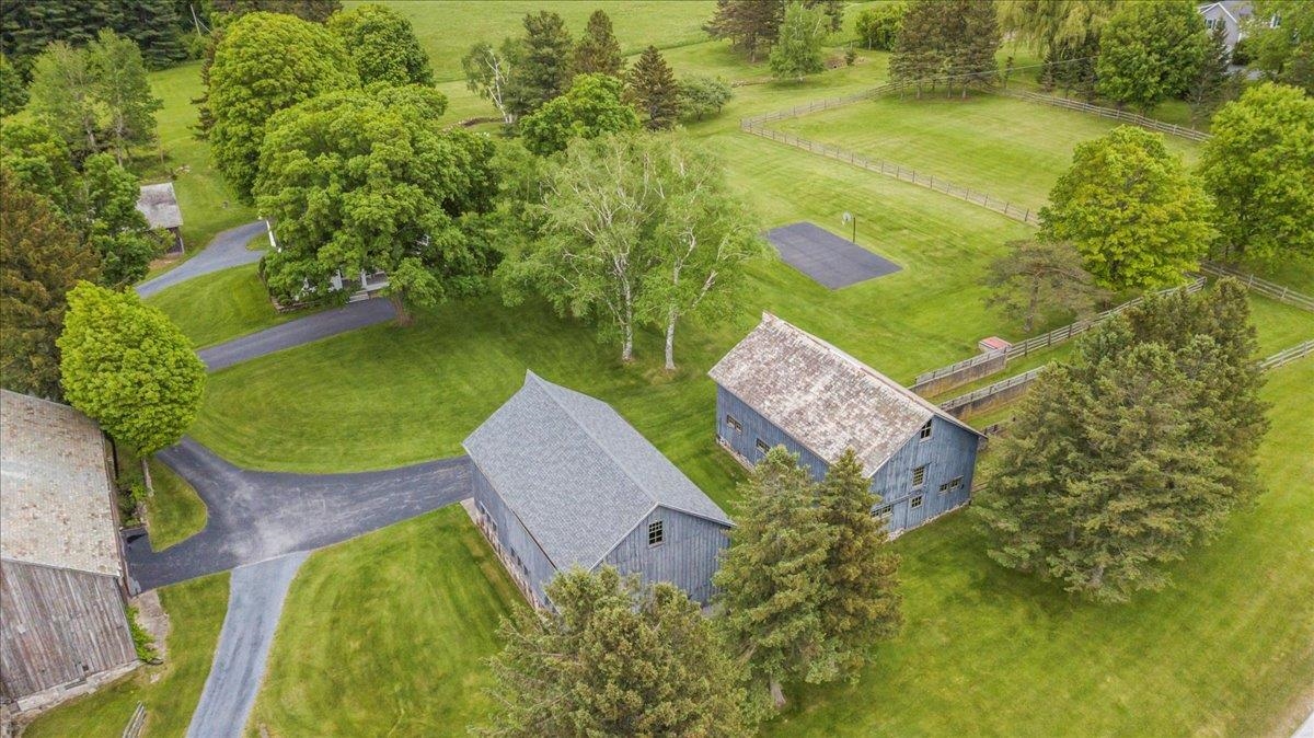 126 Fox Hill Road Bennington, VT 05201 - Photo 7 of 42