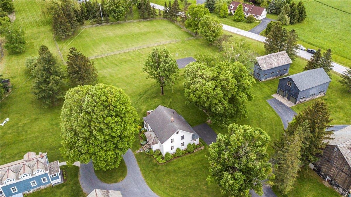 126 Fox Hill Road Bennington, VT 05201 - Photo 8 of 42
