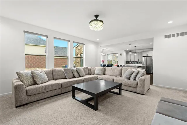 $709,900 | 50975 Baileys Landing, Canton, MI 48187