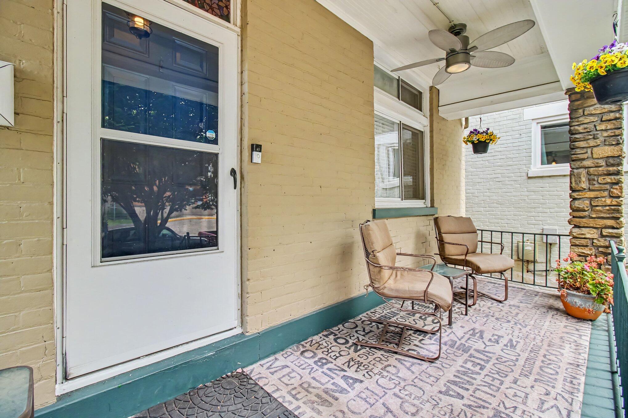 332 East 18th Street Covington, KY 41014 - Photo 4 of 36 Porch