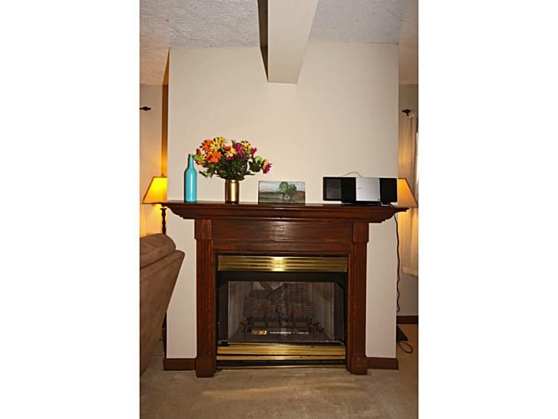 23270 Mule Barn Road Sheridan, IN 46069 - Photo 8 of 24 Gallery Image 8
