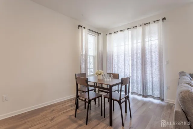 $659,900 | 227 Park Lane, Dunellen, NJ 08812