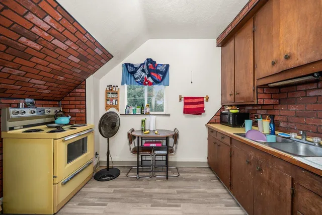 $344,500 | 1707 West Mansfield Avenue, Spokane, WA 99205