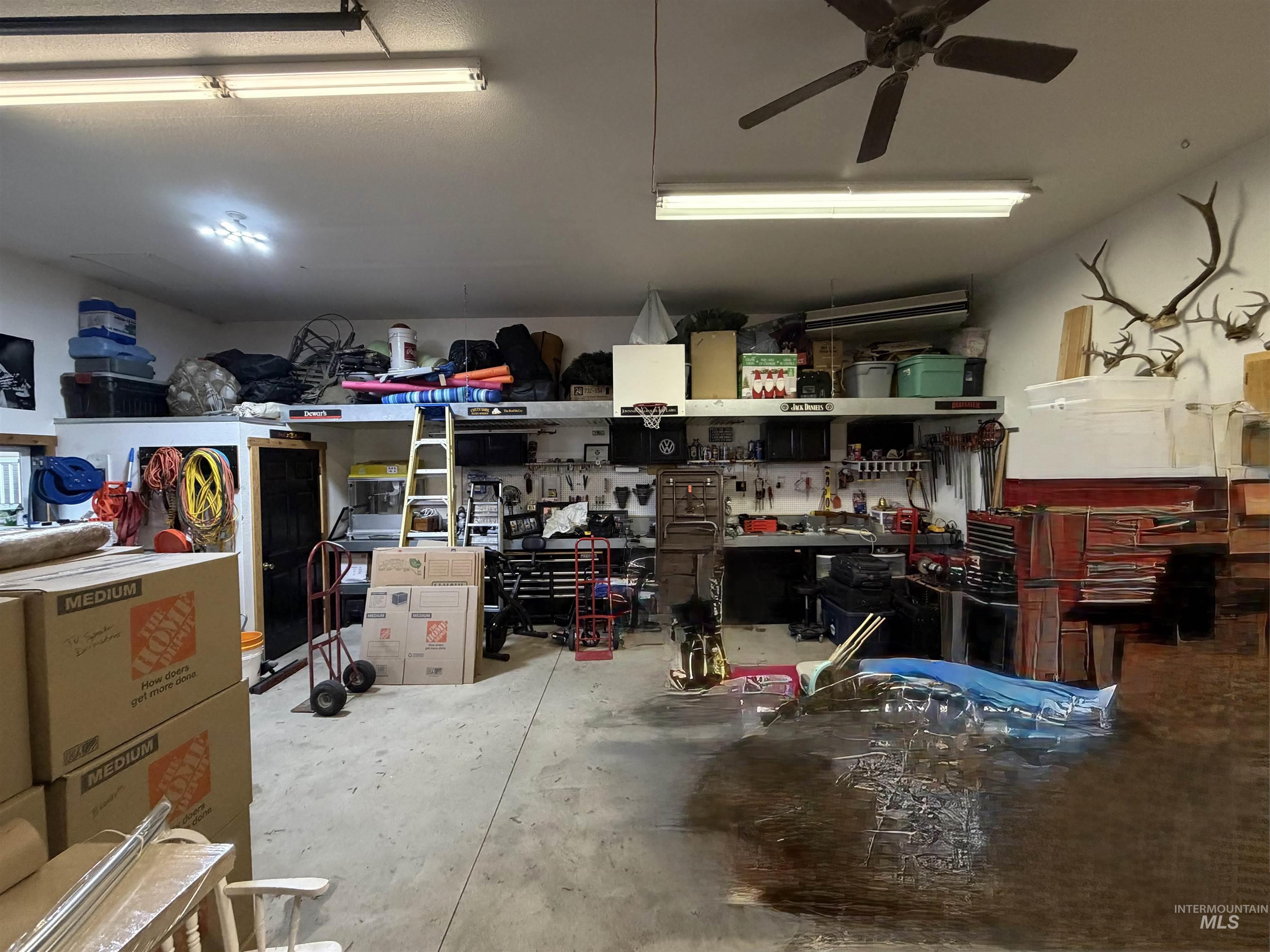 1306 Hemlock Avenue Lewiston, ID 83501 - Photo 35 of 38 Storage with a ceiling fan