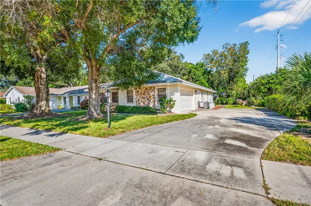 $379,000 | 2800 21st Lane, Vero Beach, FL 32960