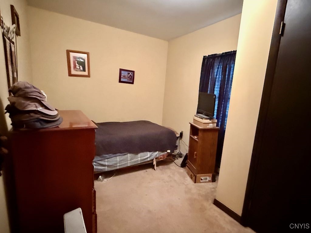 377 Chesbro Road Schroeppel, NY 13132 - Photo 16 of 50 Bedroom 1