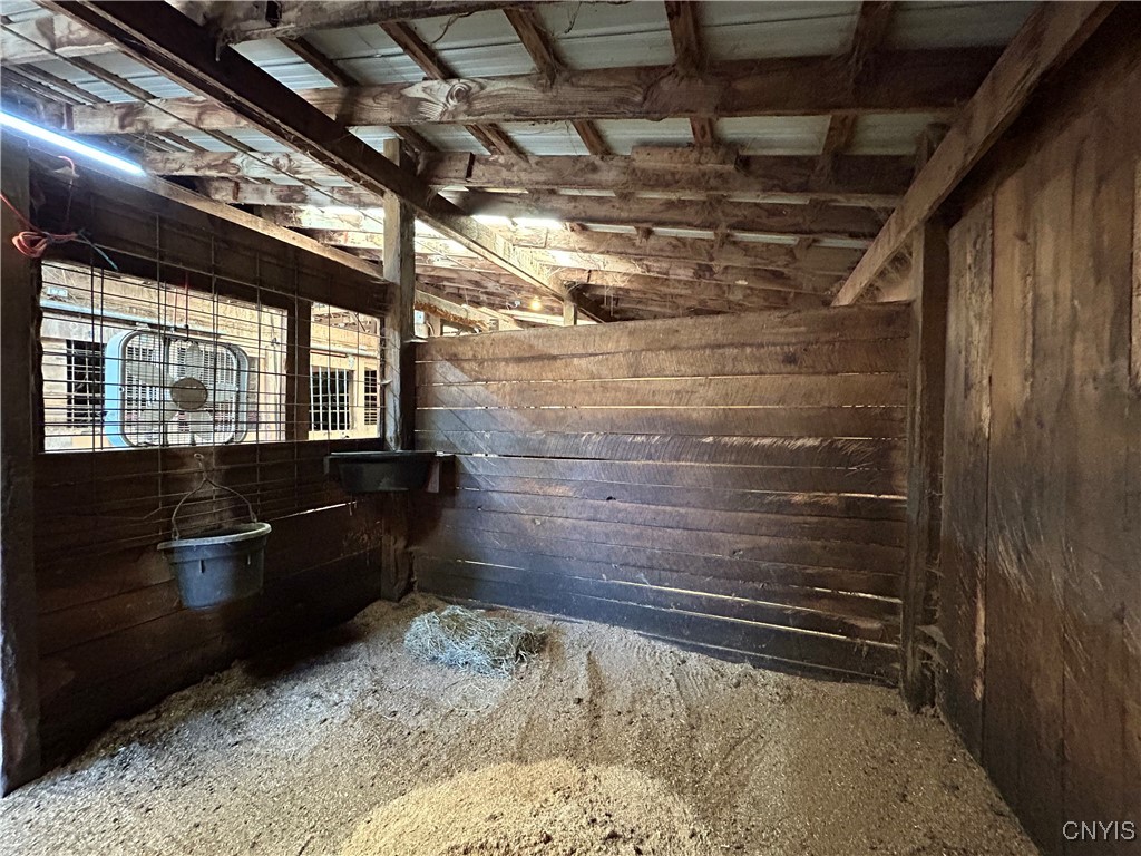 377 Chesbro Road Schroeppel, NY 13132 - Photo 32 of 50 Well maintained box stalls!