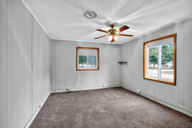 $214,900 | 206 Main Street West, Morristown, MN 55052