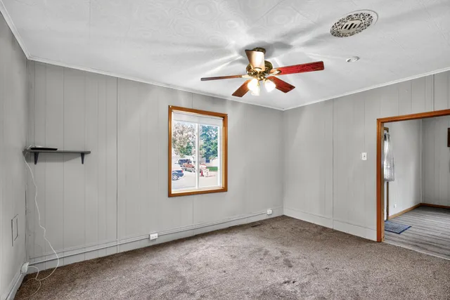 $214,900 | 206 Main Street West, Morristown, MN 55052