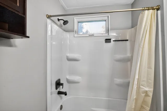 $214,900 | 206 Main Street West, Morristown, MN 55052