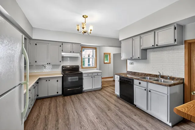 $214,900 | 206 Main Street West, Morristown, MN 55052