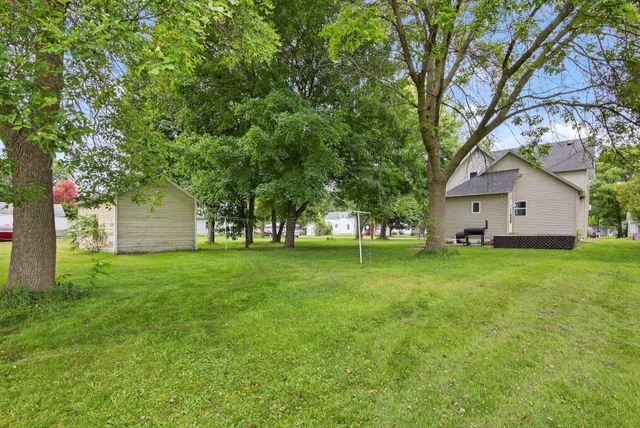 $214,900 | 206 Main Street West, Morristown, MN 55052