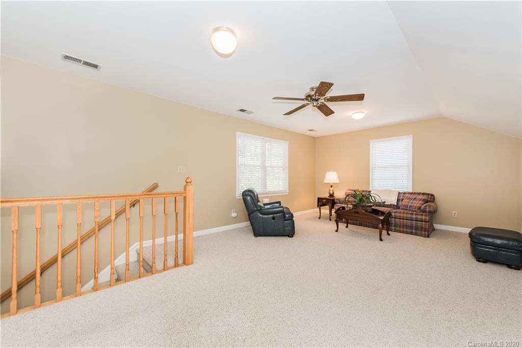 3911 Chevington Road Charlotte, NC 28226 - Photo 24 of 42 Gallery Image 24