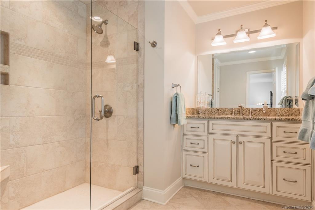 3911 Chevington Road Charlotte, NC 28226 - Photo 28 of 42 Gallery Image 28