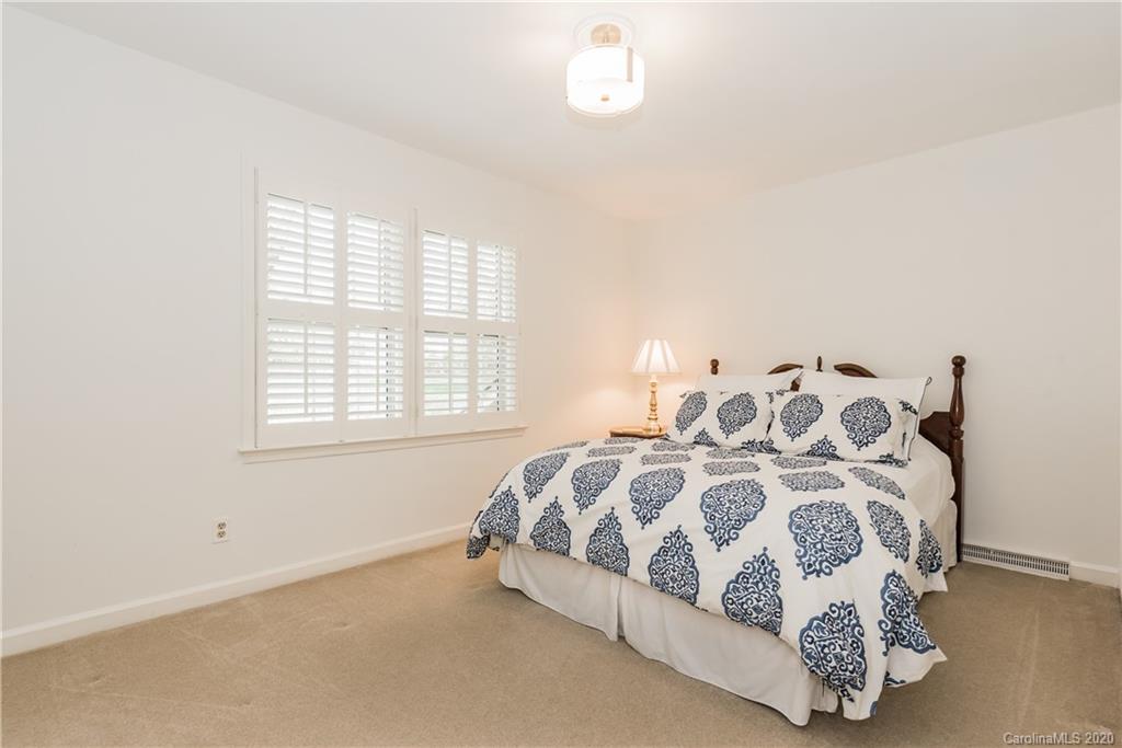 3911 Chevington Road Charlotte, NC 28226 - Photo 31 of 42 Gallery Image 31