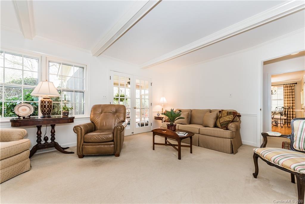 3911 Chevington Road Charlotte, NC 28226 - Photo 10 of 42 Gallery Image 10