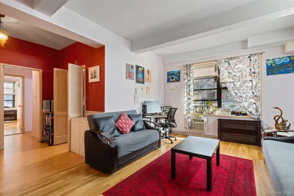 $300,000 | 139-15 83rd Avenue, Unit 117 | Briarwood