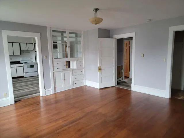 $205,000 | 39 North Shore Drive, Unit 39 1/2, Fountain City, WI 54629