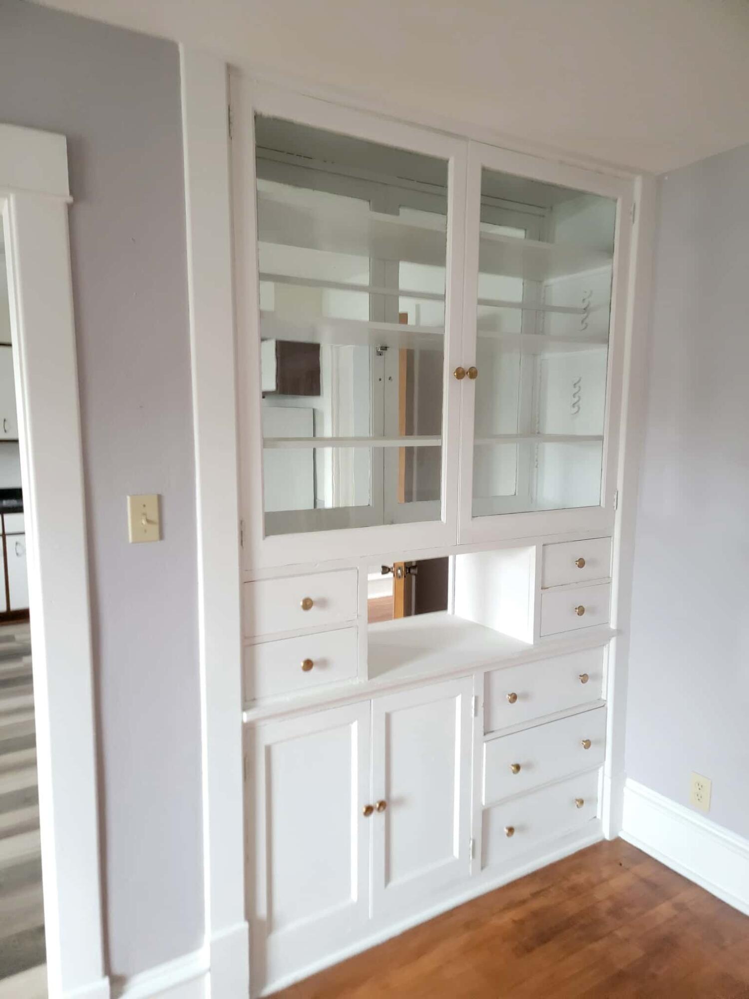 39 North Shore Drive, Unit 39 1/2 Fountain City, WI 54629 - Photo 21 of 34 Upper built in