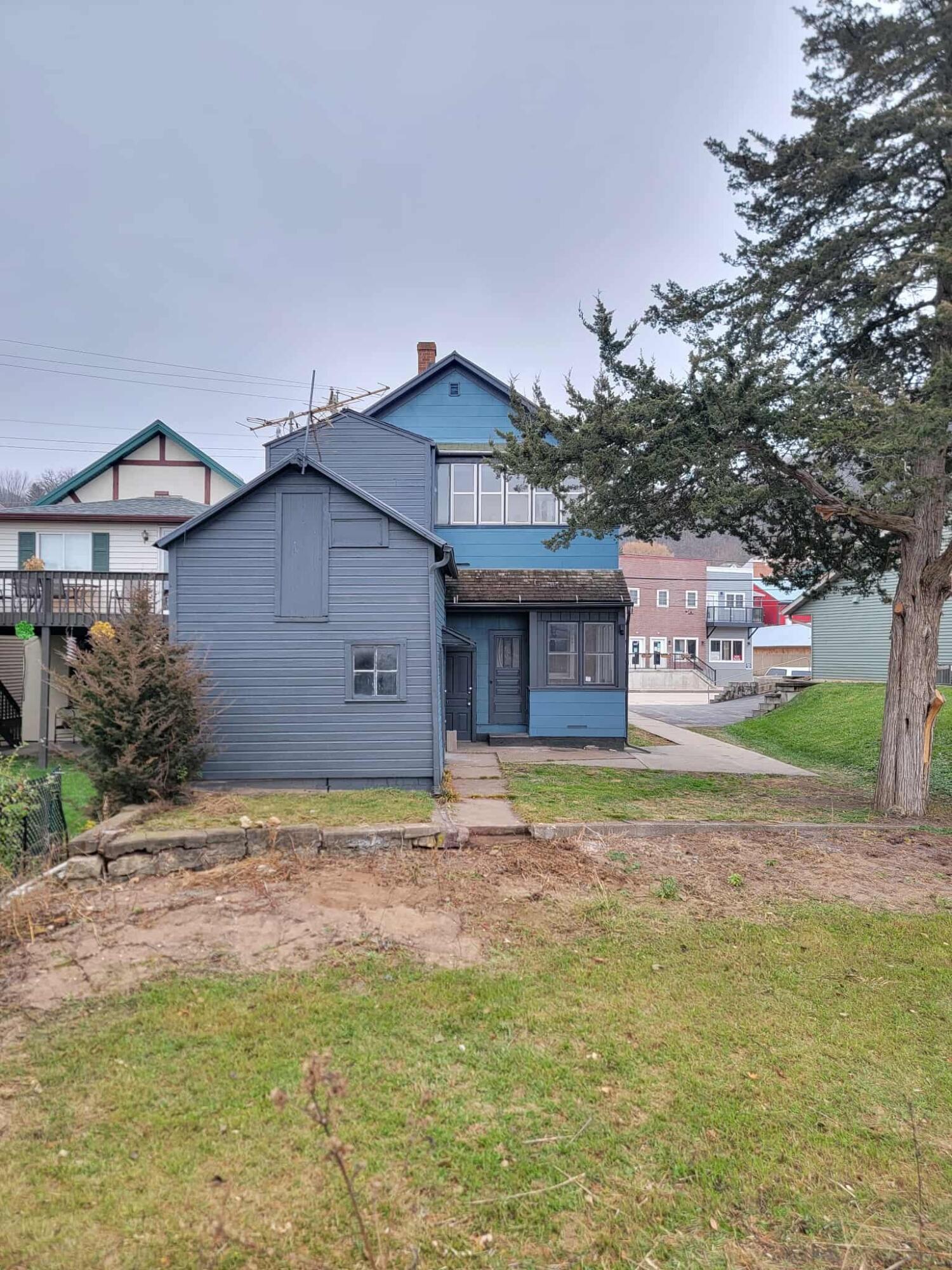 39 North Shore Drive, Unit 39 1/2 Fountain City, WI 54629 - Photo 34 of 34 Back view