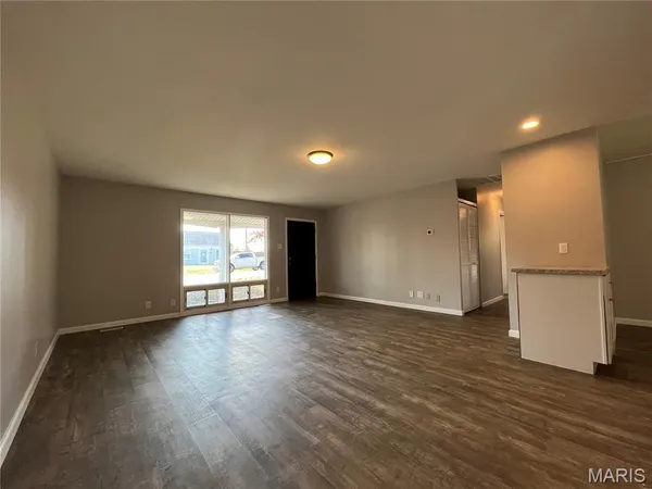 $1,795 | 102 Dartmouth Drive, O'Fallon, IL 62269