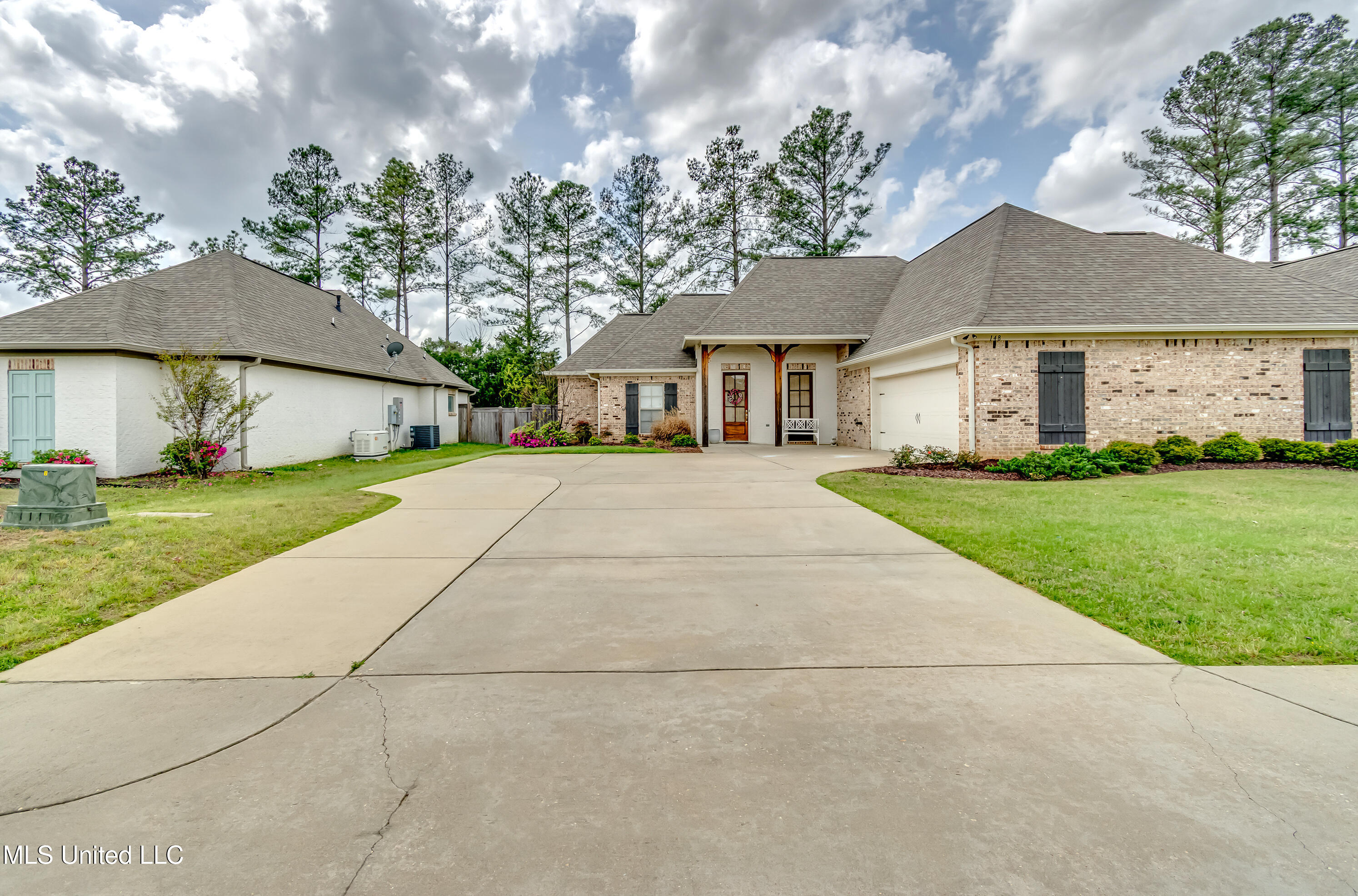 148 Hampton Ridge Madison, MS 39110 - Photo 6 of 55 148 Hampton Ridge-61
