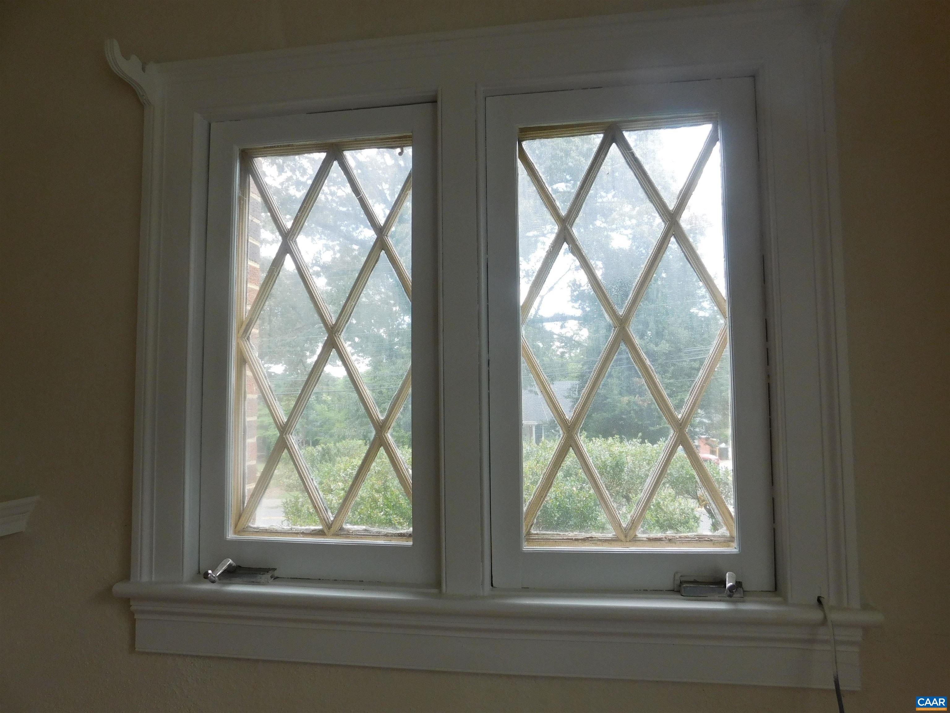 307 Alderman Road Charlottesville, VA 22903 - Photo 11 of 41