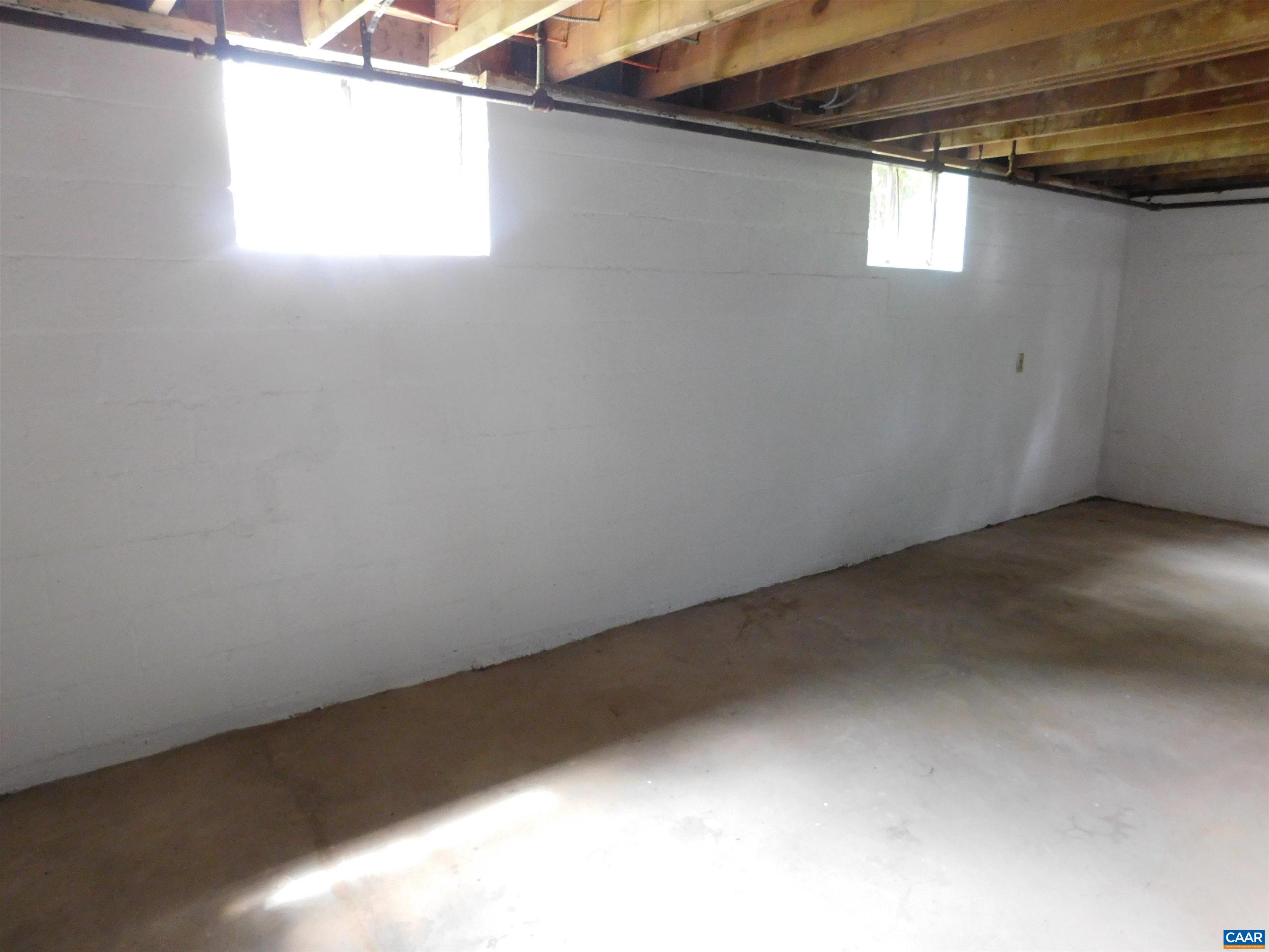 307 Alderman Road Charlottesville, VA 22903 - Photo 28 of 41 a view of a air conditioner