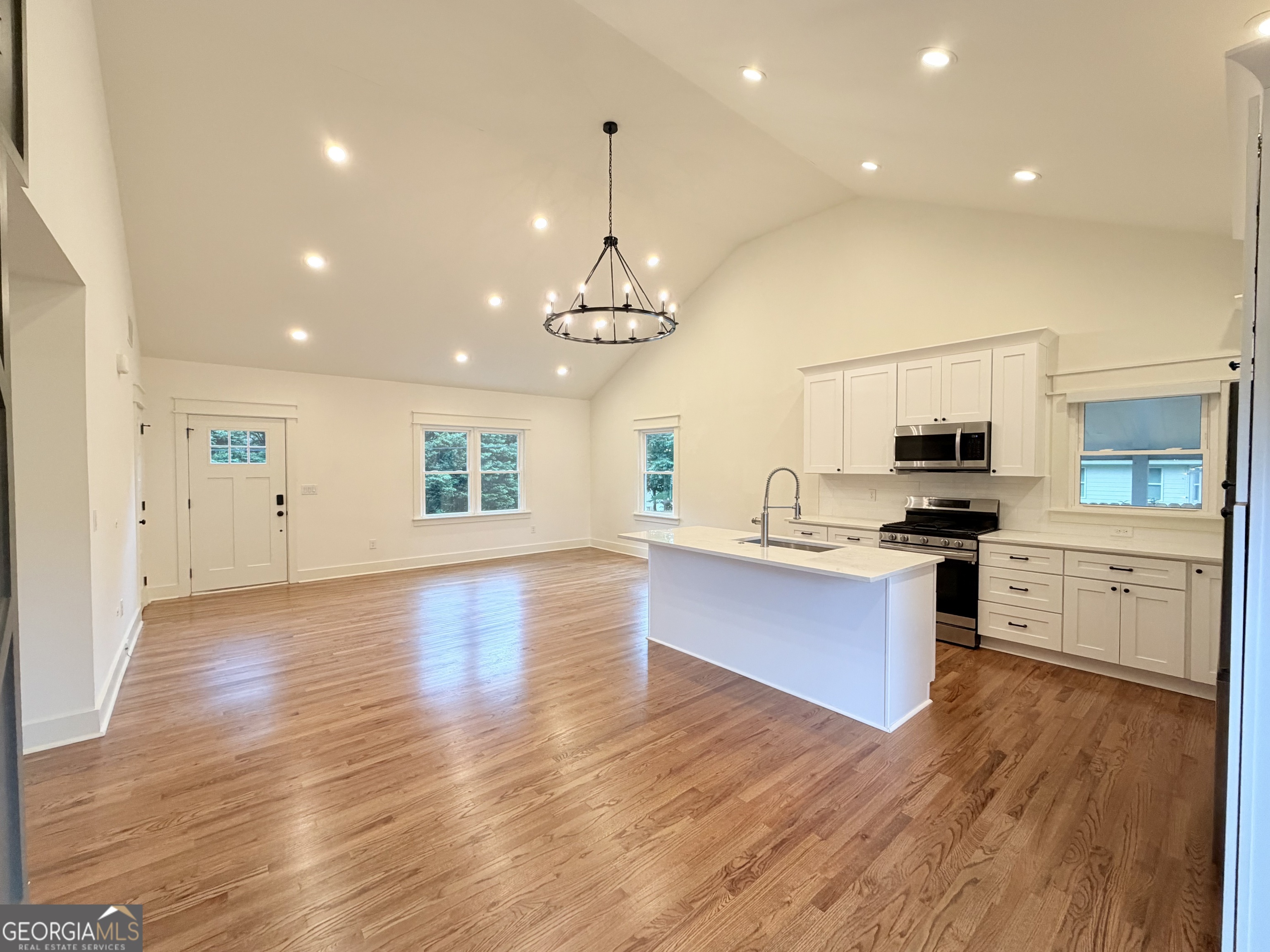 3300 Ridgecrest Road Smyrna, GA 30080 - Photo 4 of 23