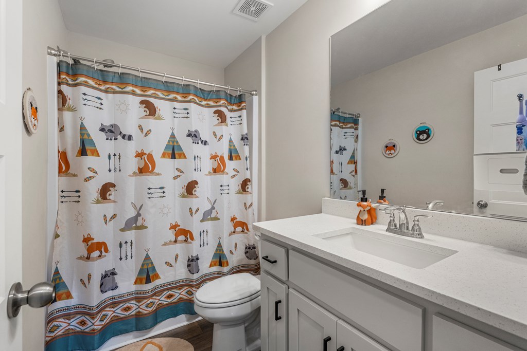 2 Stoney Mill Lane Fort Mitchell, AL 36856 - Photo 23 of 28 Guest bathroom