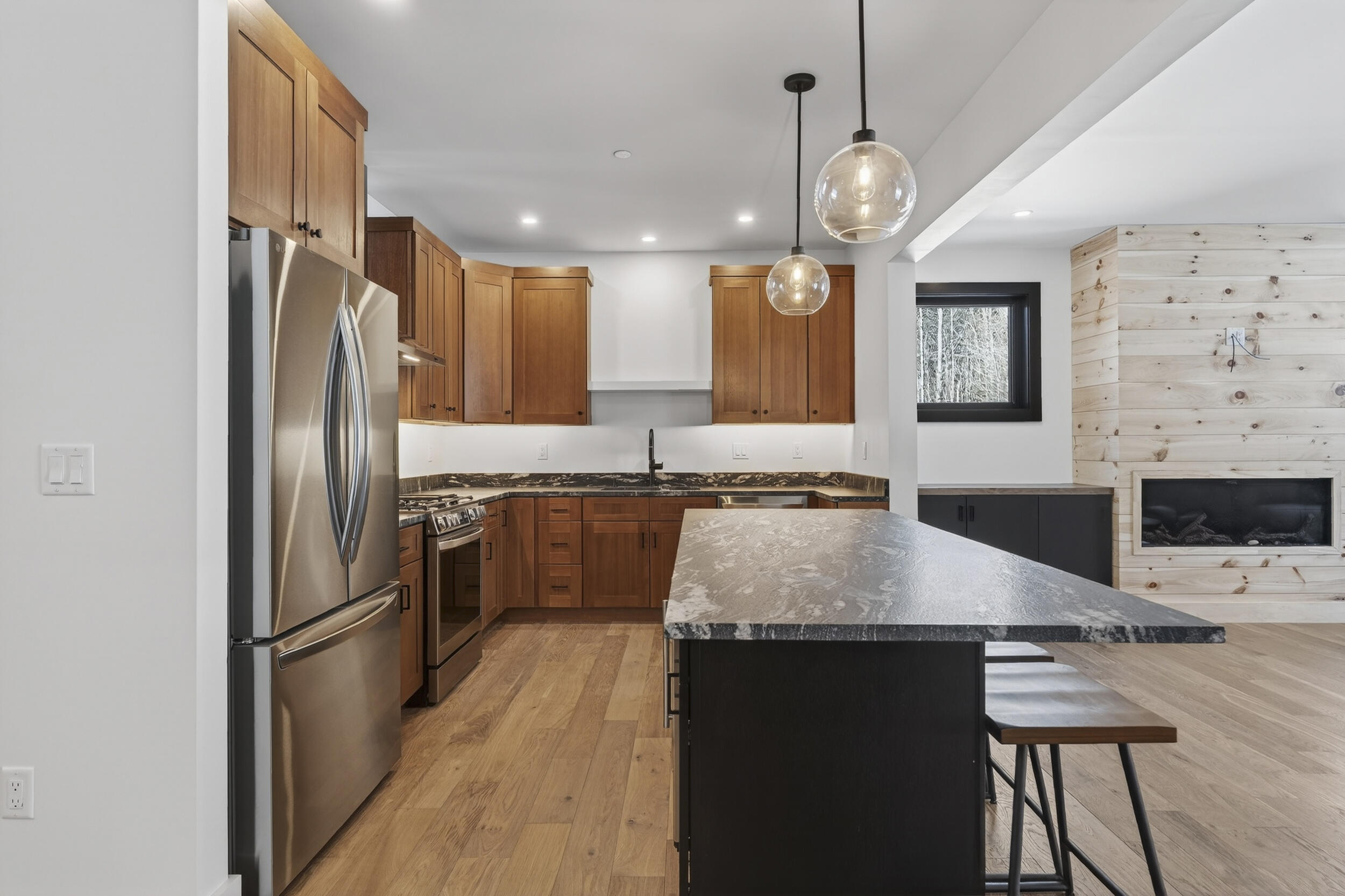 11 Lodgepole Lane, Unit 11 Newry, ME 04261 - Photo 13 of 56 14_pinescondounit11-7