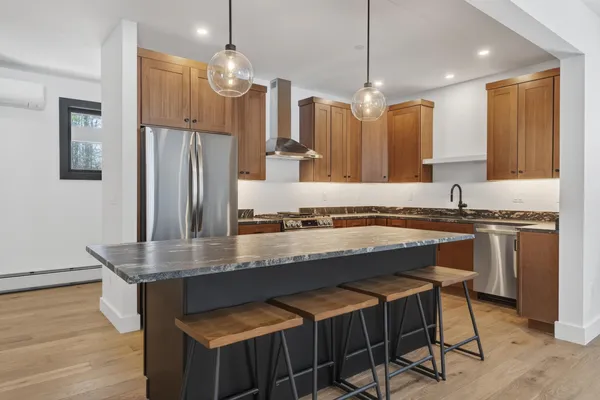 $765,000 | 11 Lodgepole Lane, Unit 11, Newry, ME 04261