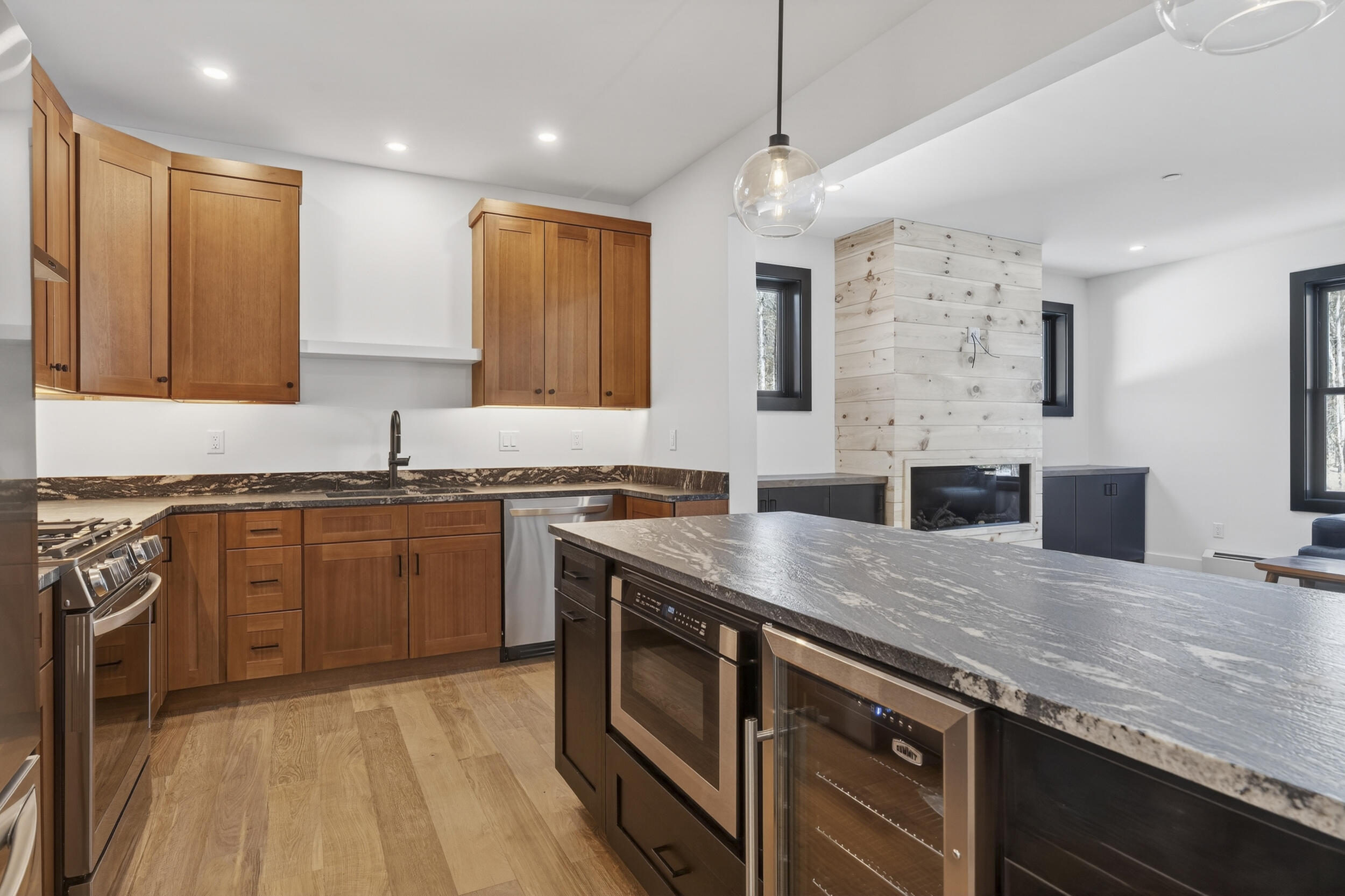 11 Lodgepole Lane, Unit 11 Newry, ME 04261 - Photo 17 of 56 22_pinescondounit11-15