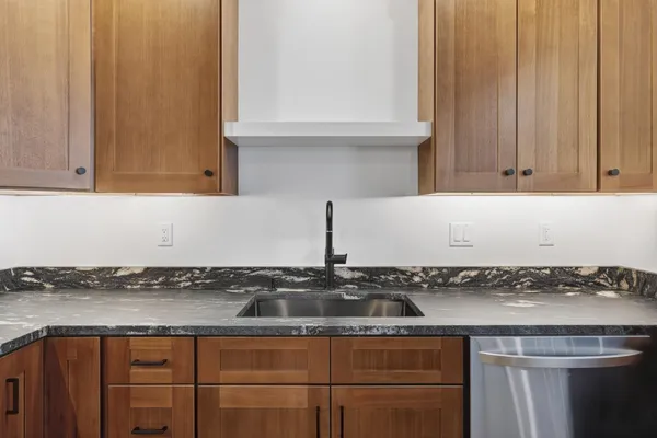 $765,000 | 11 Lodgepole Lane, Unit 11, Newry, ME 04261