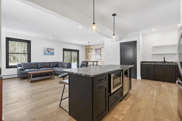 $765,000 | 11 Lodgepole Lane, Unit 11, Newry, ME 04261