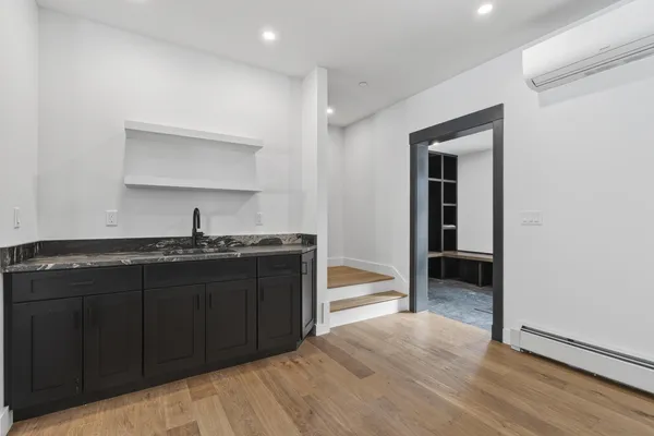 $765,000 | 11 Lodgepole Lane, Unit 11, Newry, ME 04261