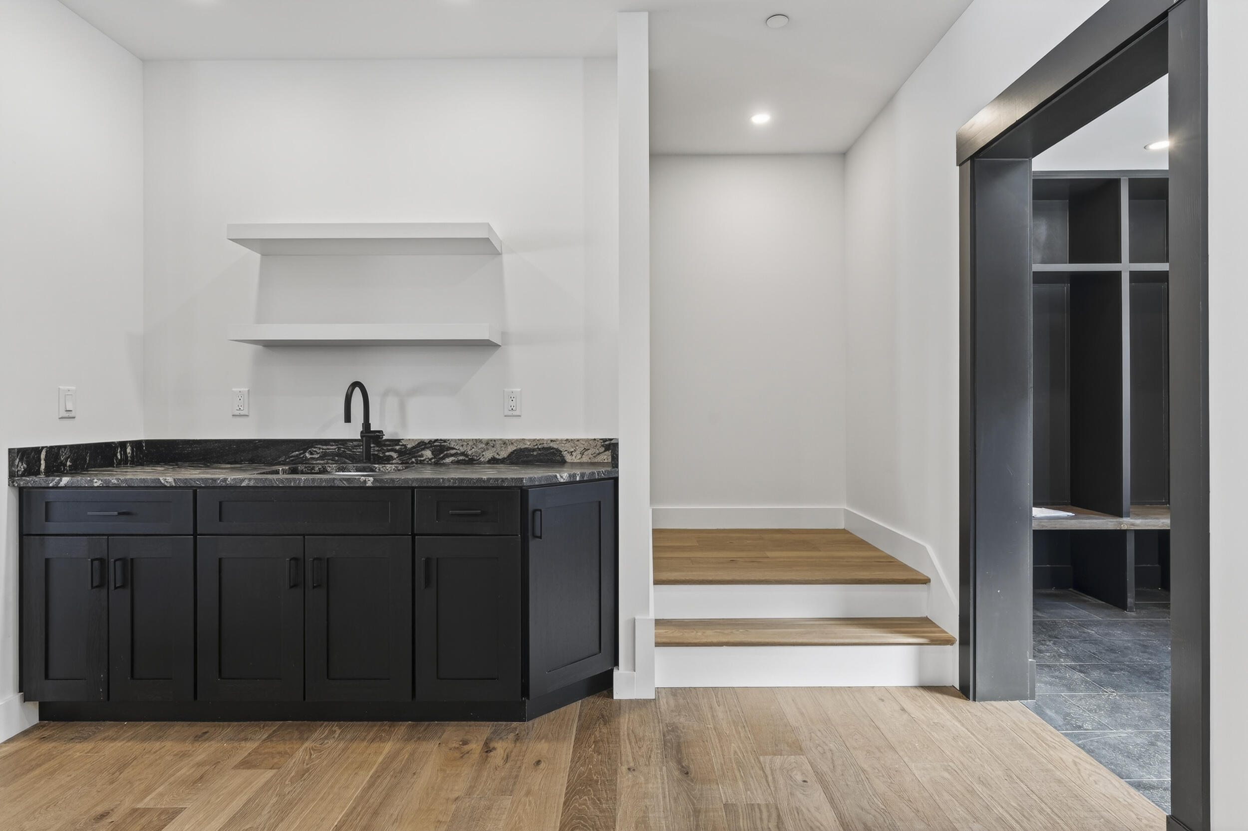 11 Lodgepole Lane, Unit 11 Newry, ME 04261 - Photo 25 of 56 12_pinescondounit11-5