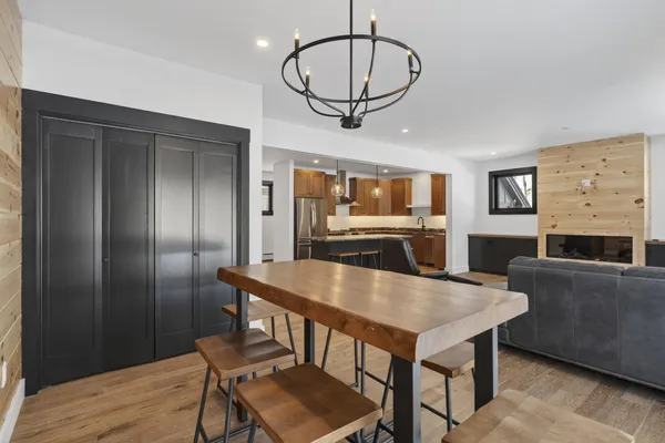 $765,000 | 11 Lodgepole Lane, Unit 11, Newry, ME 04261